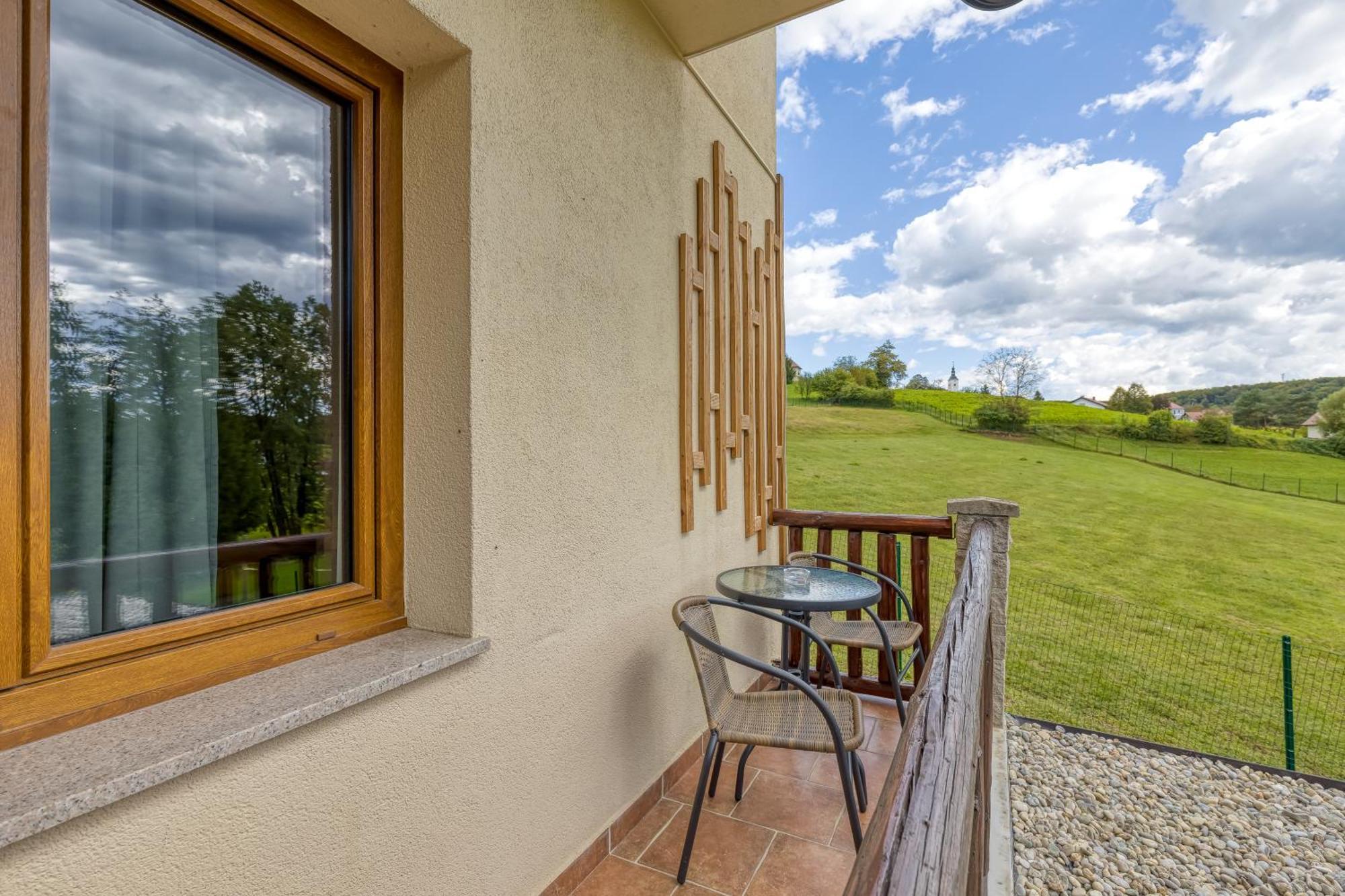 Bajsova Domacija Apartment Podčetrtek Exterior foto