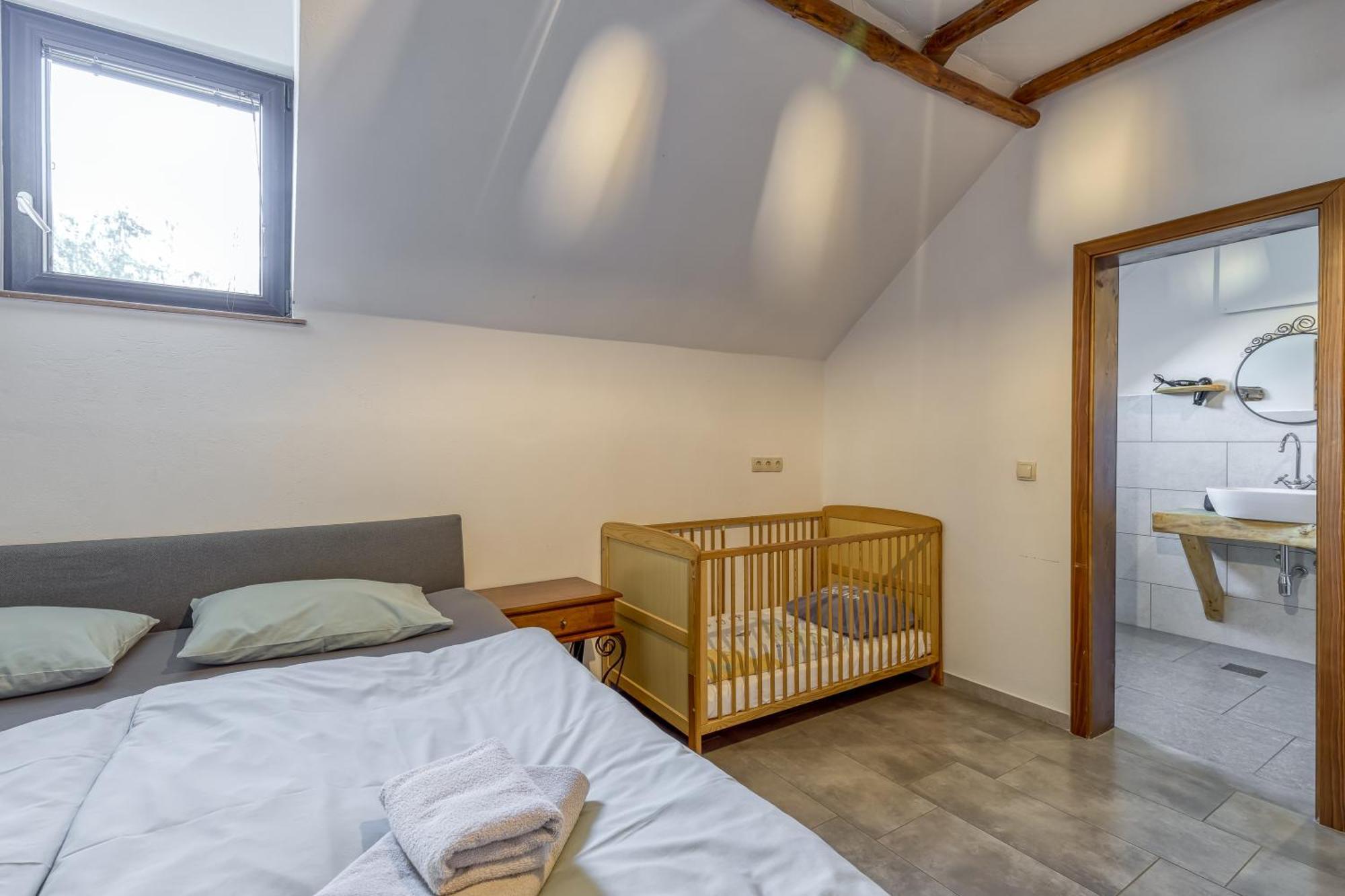 Bajsova Domacija Apartment Podčetrtek Exterior foto